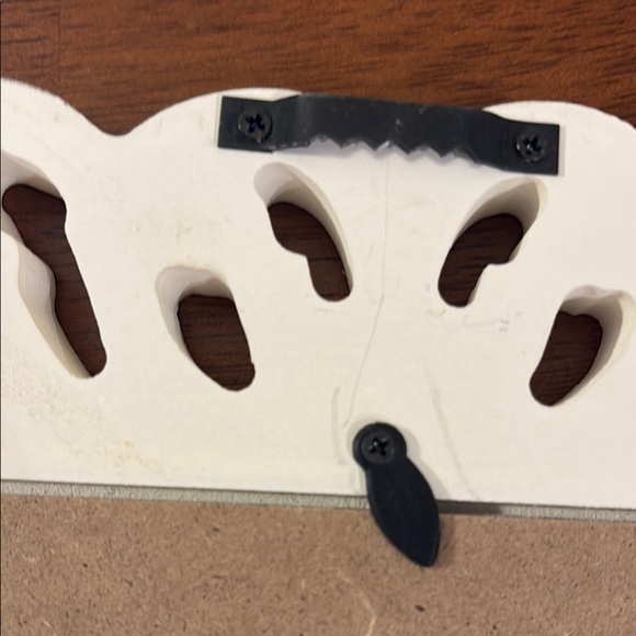 White Picture Frame with Intricate Scrollwork - Picture 4 of 12